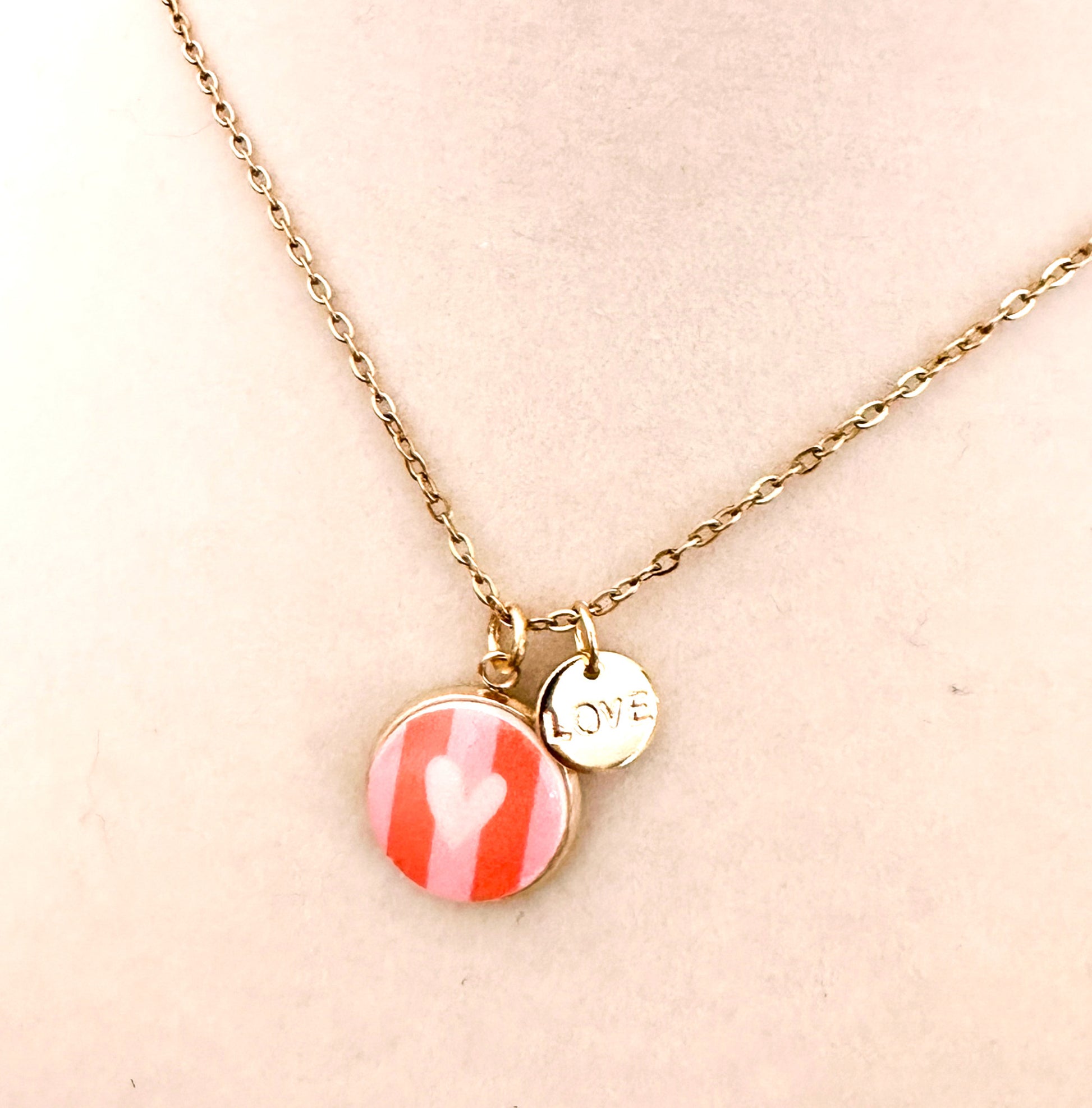 Miminoo gold chain necklace with striped heart charm and "LOVE" 